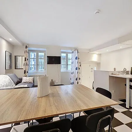 Charme & Cachet T3 Atypique, Centre Historique * Clermont-Ferrand