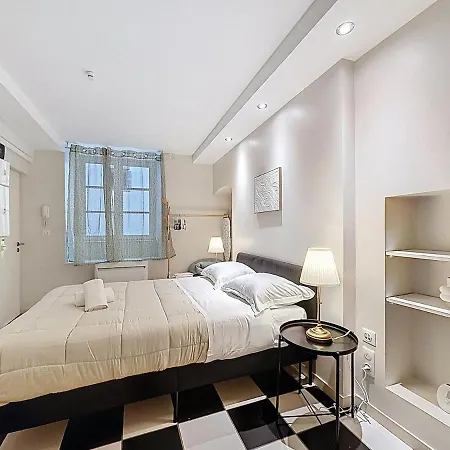 Apartamento Charme & Cachet T3 Atypique, Centre Historique Clermont-Ferrand