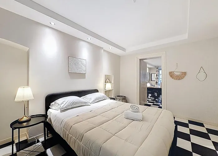 Charme & Cachet T3 Atypique, Centre Historique *